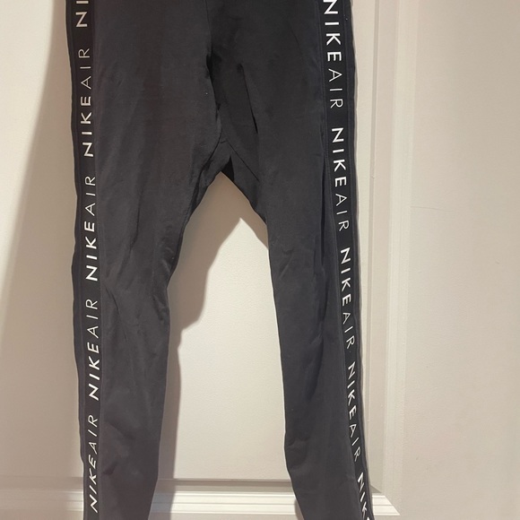 Nike Air leggings - Picture 2 of 3